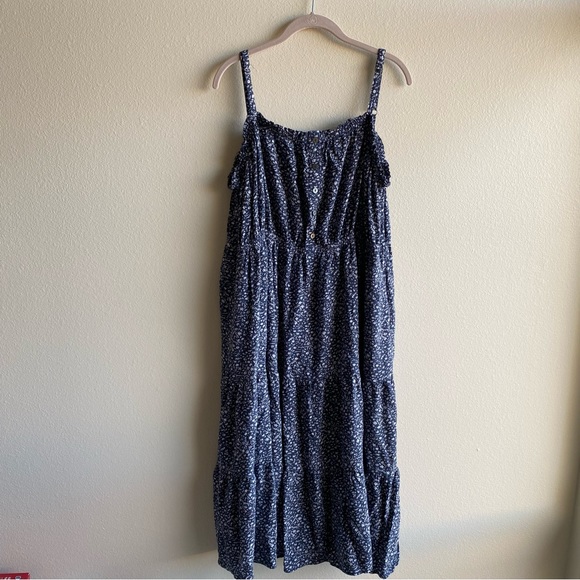 Universal Thread Blue Floral Maxi Dress - Picture 9 of 16